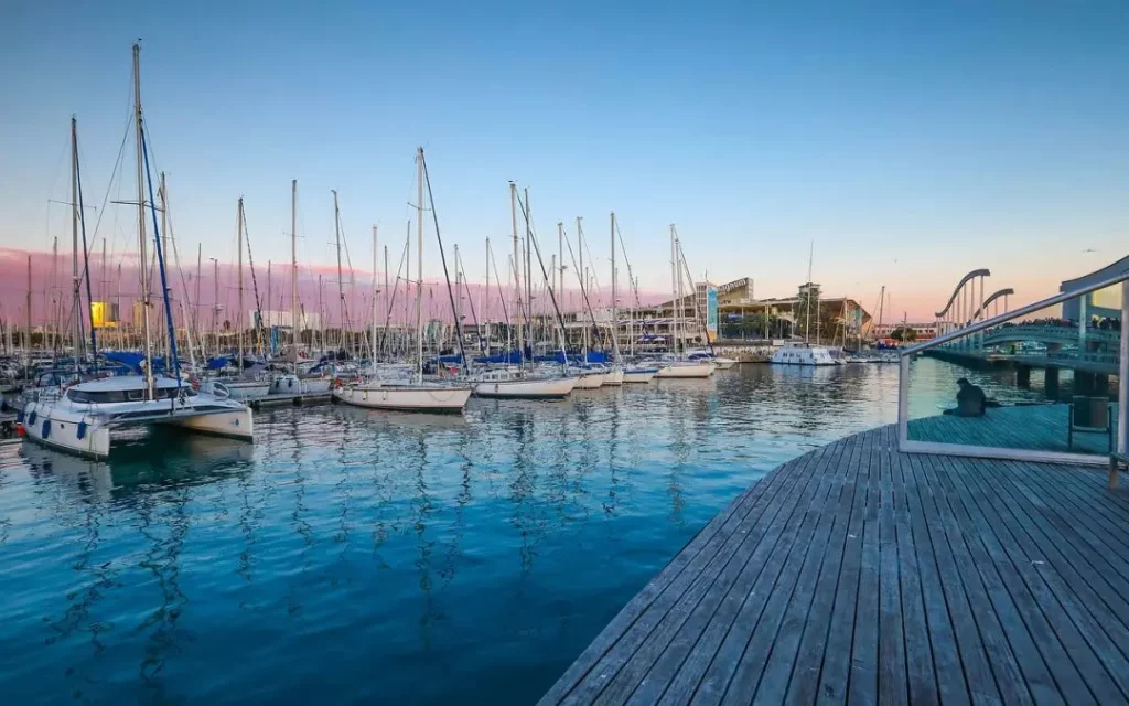 Discover the Mediterranean in style with Premium Traveler Barcelona