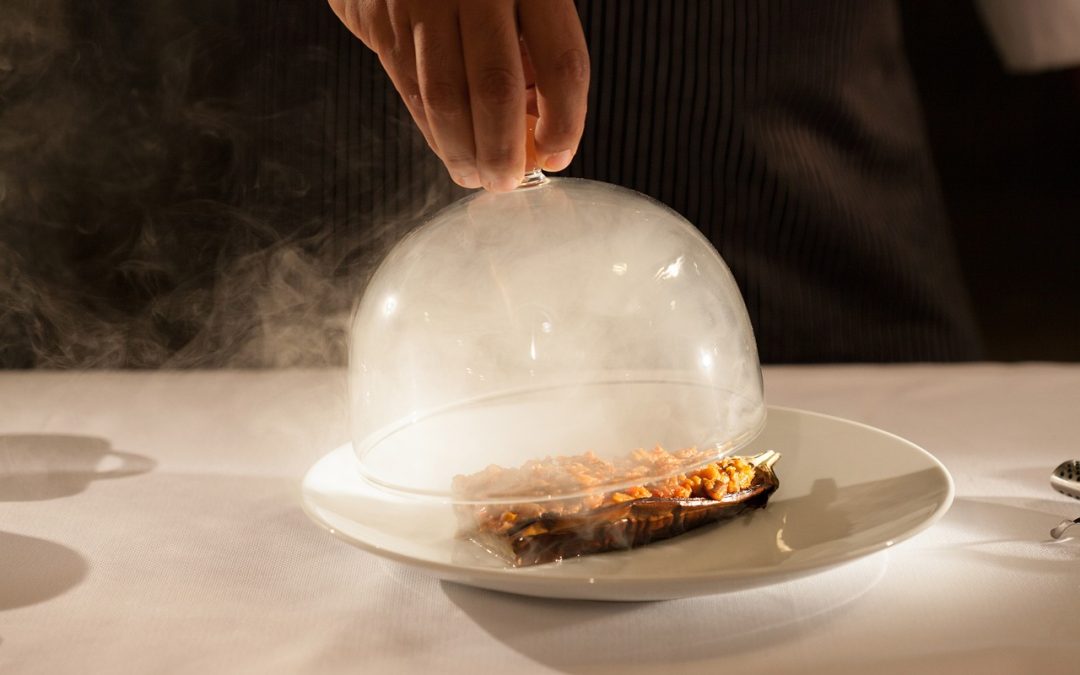 A plate in a michelin-starred restaurant in detail